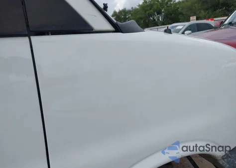 2019 Chevrolet Express 2500 Work Van z USA, uszkodzony, nr VIN 1GCWGAFP3K1280381